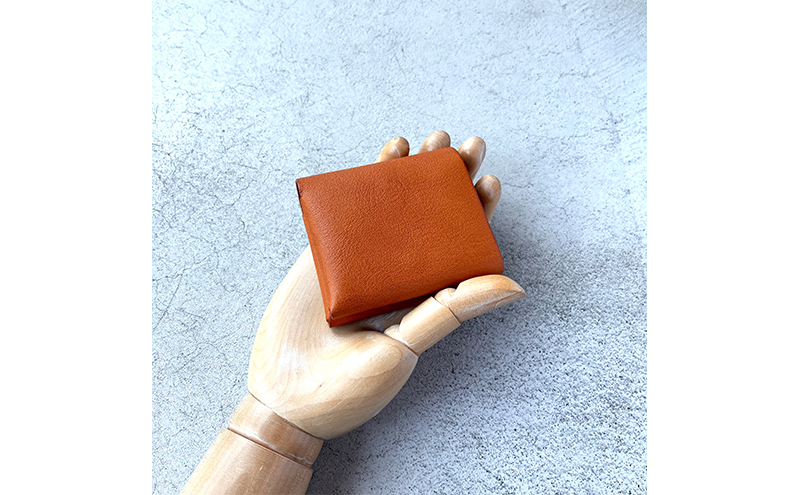 本革 ノンステッチの二つ折りミニ財布 シボ入り栃木レザー ファッション小物 革小物 レザー小物 ウォレット コンパクト カード入れ 小銭入れ お札入れ 