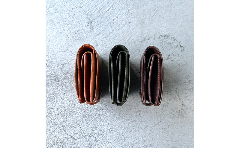 本革 スクエア二つ折り財布 シボ入り栃木レザー ファッション小物 革小物 レザー小物 ウォレット シンプル コンパクト お札入れ 小銭入れ カード入れ オープンポケット 