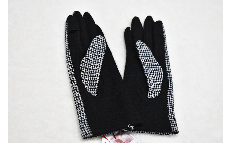 NEWレディース手袋　千鳥柄（指で～る） ファッション 小物 冬 通勤 通学 お出かけ あったか手袋 あったかグッズ 女性用 女性用手袋 