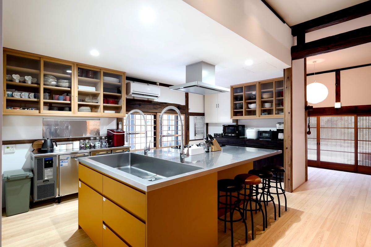 ミヤマテラス本館　1泊ご宿泊券　1～4名様 宿泊券 関西 京都府 旅行 1泊 ミヤマテラス 宿泊補助券 施設利用券 チケット 旅行券 ペット可 ペット同伴 ペットOK 宿泊 一棟貸し 別荘 古民家 貸し別荘 バーベキュー 天体観測ドーム 京都 