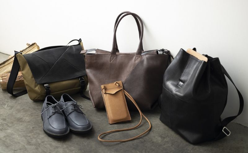 ENVELOPE（野生鹿革のスマートフォン　ミニショルダーバッグ） ファッション かばん トートバッグ 手提げ 着物 帯 