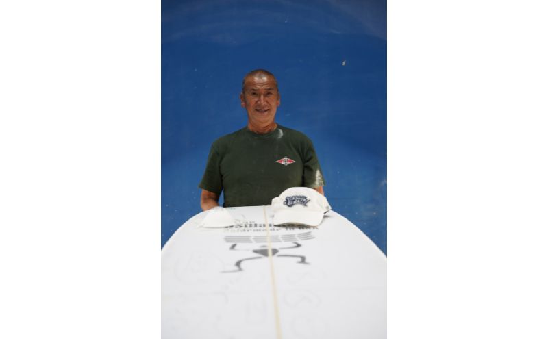 【完全オーダーメイド】サーフボード（ショート）　シェイパー藤沢譲二氏によるフルハンドメイド　デザインはハワイの人気アーティスト、クリスティ・シン氏の作品の中から選択　フリュードパワー・サーフクラフト 