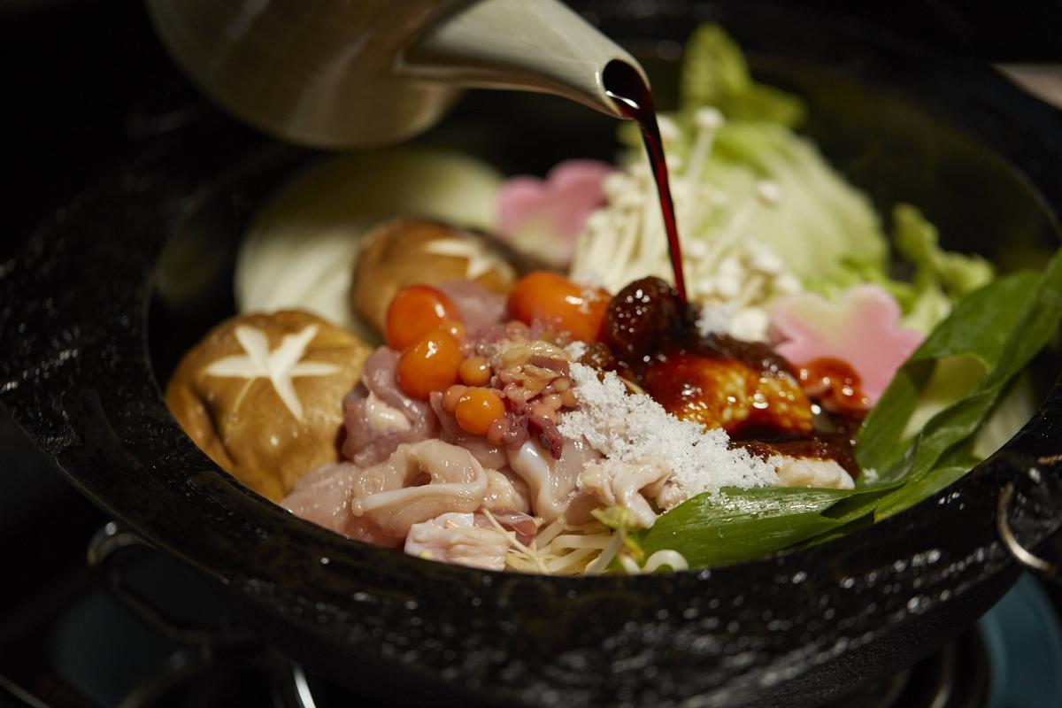 旅行 京都 料理旅館きぐすりや 紅葉の間 スイートルーム 夕食京地どりすき焼き ペア 宿泊プラン 関西 宿泊補助券 施設利用券 チケット 宿泊券 旅行券 宿泊 旅館 ホテル すき焼き 貸切風呂 