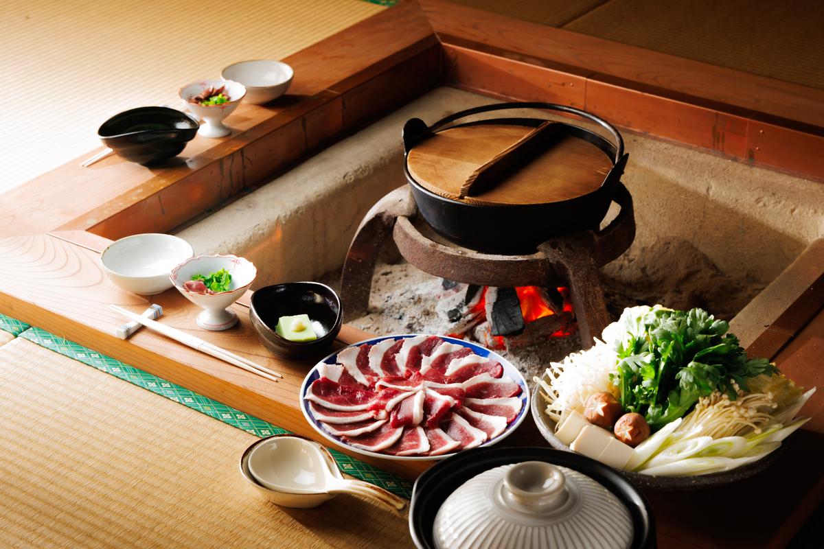 旅行 京都 料理旅館きぐすりや 別館じんだ 茅葺き古民家 古民家で昔ながらの囲炉裏を愉しむ♪ 囲炉裏鍋 ペア 宿泊プラン 関西 宿泊補助券 施設利用券 チケット 宿泊券 旅行券 宿泊 旅館 ホテル 囲炉裏 貸切風呂 古民家 