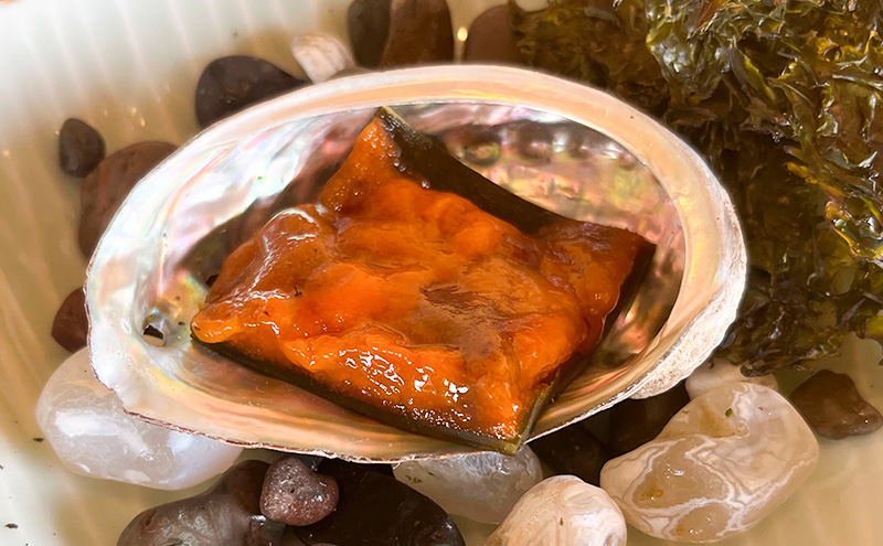 北海道 礼文島産 昆布〆 ムラサキウニ 100g×2パック こだわり 魚貝類 家族 旨味 凝縮 甘味 お酒 肴 ご飯 お正月 美味しい 