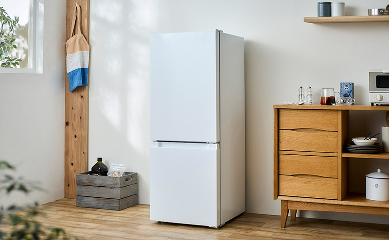 冷蔵庫 133L 冷凍冷蔵庫 IRSD-13A-W ホワイト アイリスオーヤマ スリム 冷凍庫 右開き 冷蔵保存 冷凍保存 家電 電化製品 新生活 一人暮らし 生活応援 小型