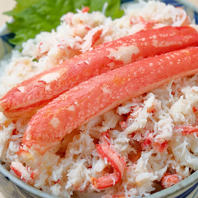 【12月25日決済確定分まで年内発送】特大 ボイル ズワイガニ 1.3kg カット済み ずわい蟹 弥七商店 かに弥 ずわいがに かに カニ 蟹 ハーフポーション ずわい 鍋 焼きガニ