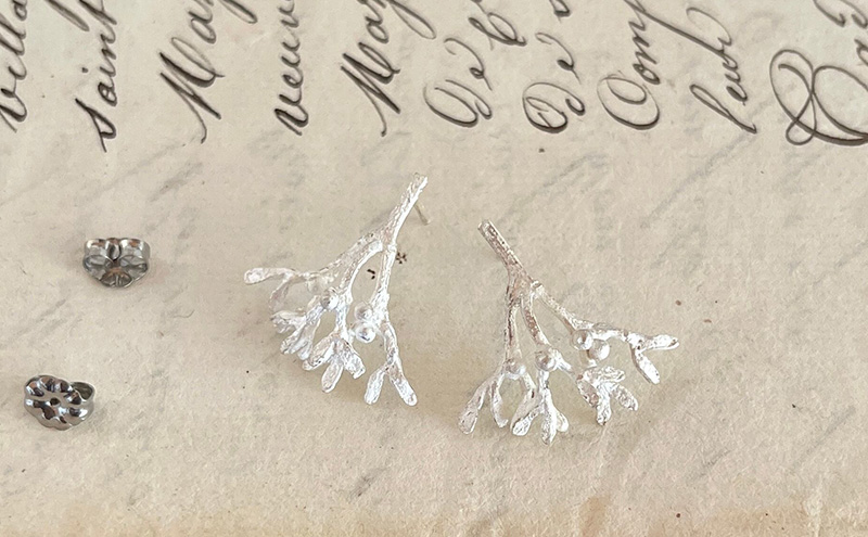 ヤドリギminiピアス（SV）/ YUKIKO MATSUI アクセサリー ファッション シンプル ギフト 