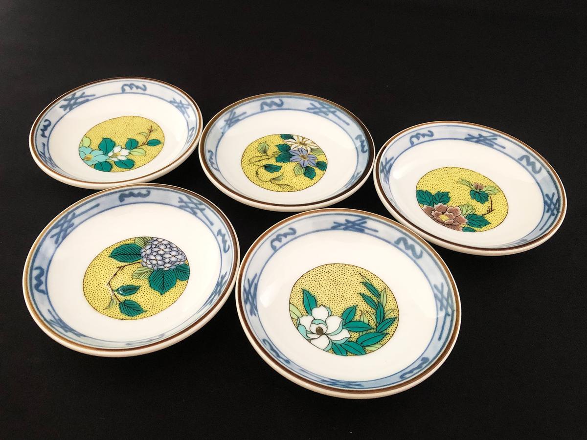 九谷焼　3号皿揃 　吉田屋草花　(5枚セット） a01 食器 キッチン雑貨 キッチンアイテム 雑貨 小物 お皿 丸皿 豆皿 食卓 テーブルコーディネート 