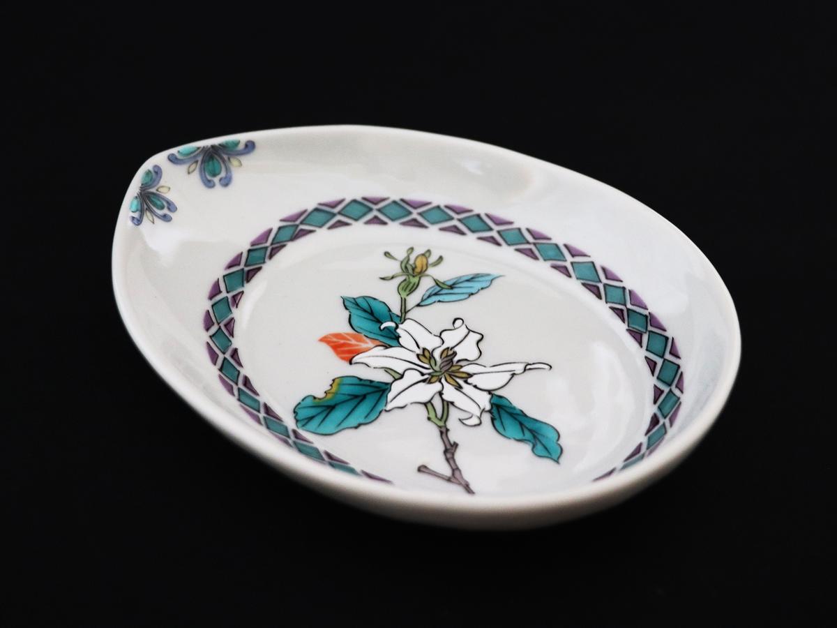 九谷焼　4.8号皿揃　草花絵変り （5枚セット）a01 食器 キッチン雑貨 キッチンアイテム 雑貨 小物 お皿 丸皿 食卓 テーブルコーディネート 