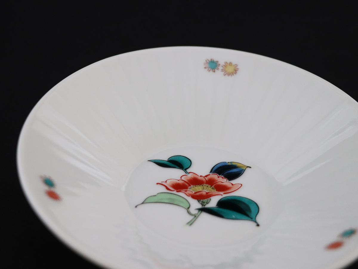 九谷焼　4.5号皿揃　草花絵変り （5枚セット）a01 食器 キッチン雑貨 キッチンアイテム 雑貨 小物 お皿 丸皿 食卓 テーブルコーディネート 取り皿 