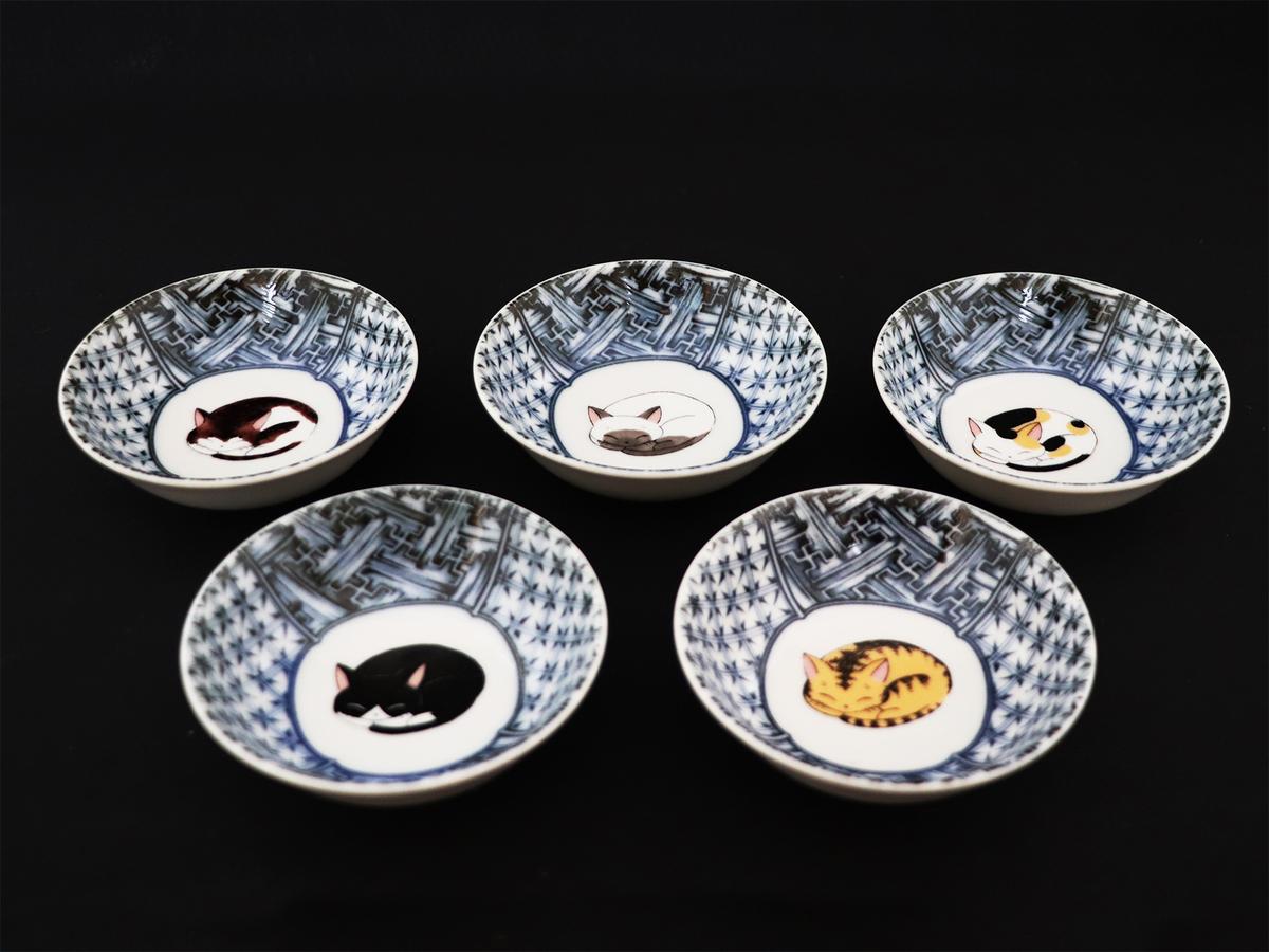 新品　九谷焼　9cm 小鉢　眠り猫　A　ねこ　ネコ　猫 Amazon.co.jp: 和座の蔵 おしゃれ 食器 焼き物 九谷焼 小鉢 5個