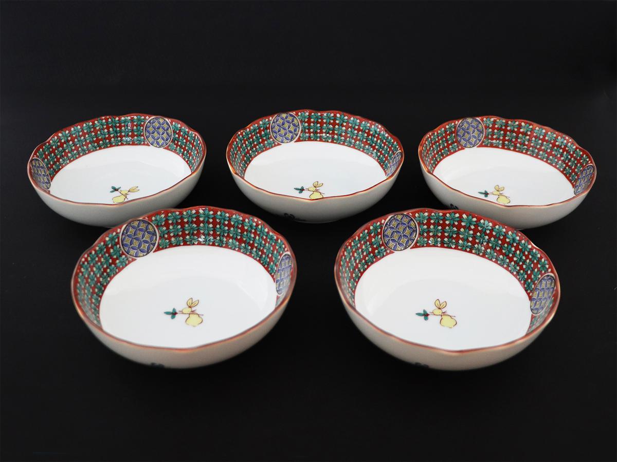 九谷焼　4号小鉢揃 うさぎ　a01 食器 キッチン雑貨 キッチンアイテム 雑貨 小物 お皿 小皿 食卓 テーブルコーディネート 