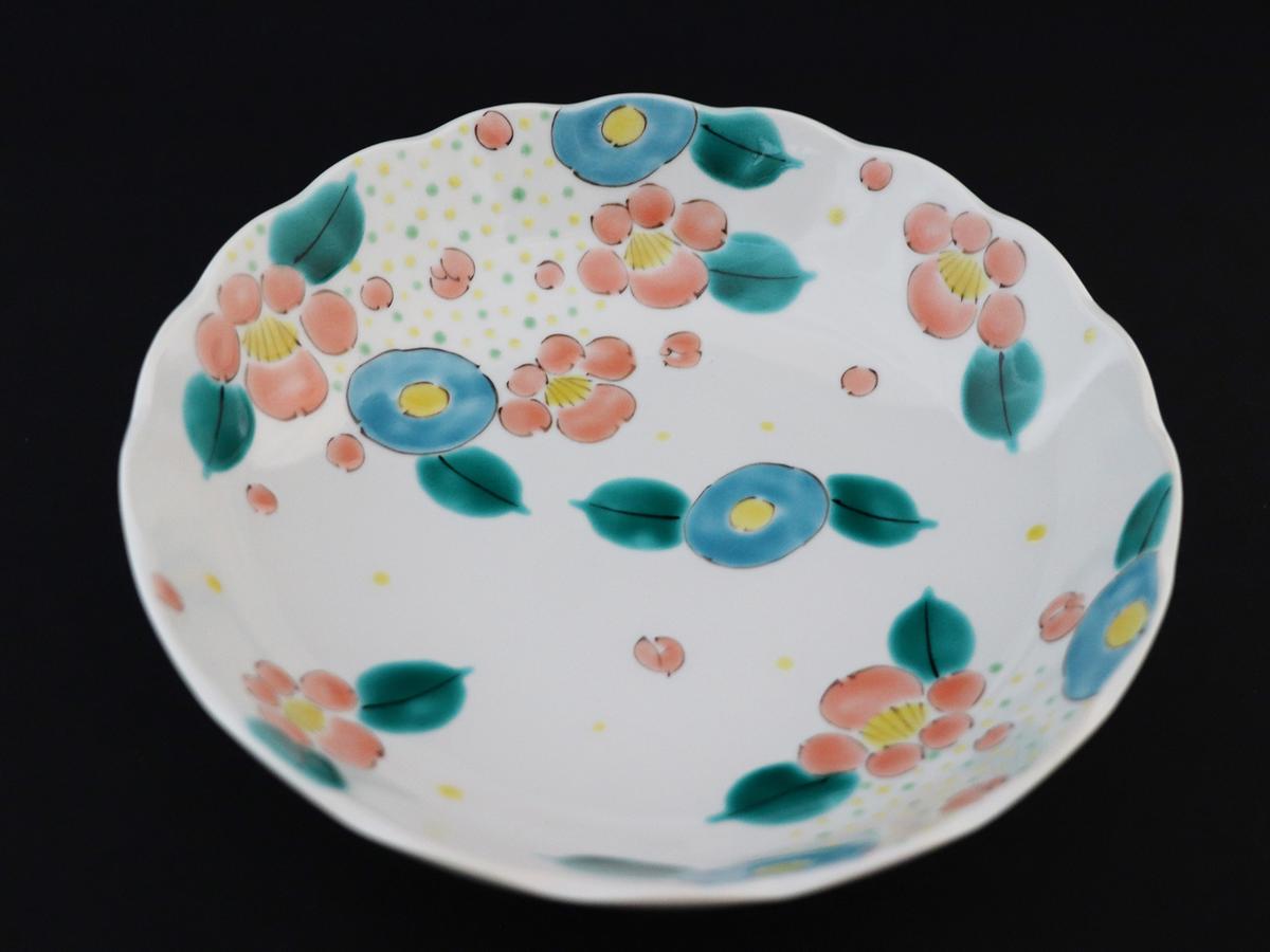 九谷焼　 7号鉢　花ちらし　a01　岡田絹代 食器 キッチン雑貨 キッチンアイテム 雑貨 お皿 食卓 テーブルコーディネート 盛り付け 普段使い 贈り物 