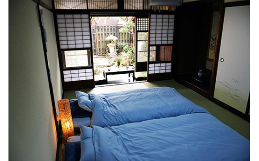 しめ縄づくり体験と八幡堀を望む100年町家ペア宿泊券【FB04W】