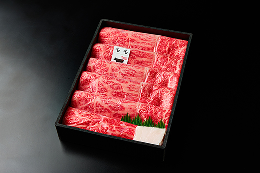 A5等級 未経産雌限定 特撰近江牛　赤身　すきやき　しゃぶしゃぶ500ｇ折箱入り【FO10W】