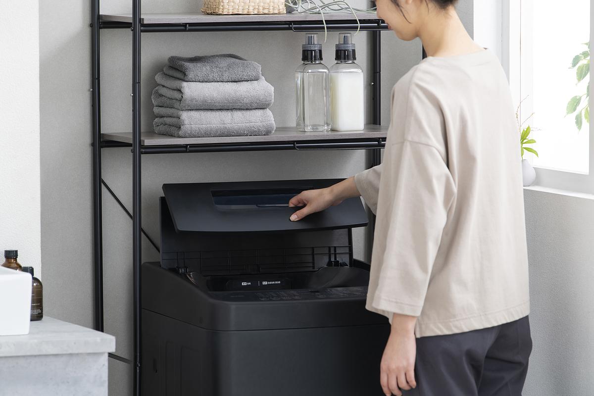アイリスオーヤマ洗濯機　IAW-T504‐B　ブラック　たのメル便 IRIS OHYAMA 洗濯機 縦型 5kg 一人暮らし アイリスオーヤマ 全