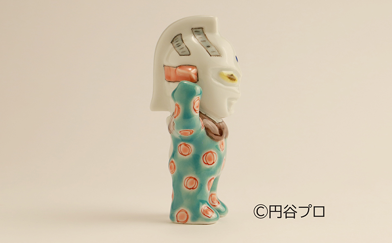 九谷焼　ウルトラセブン　岡田絹代 民芸品 工芸品 インテリア 