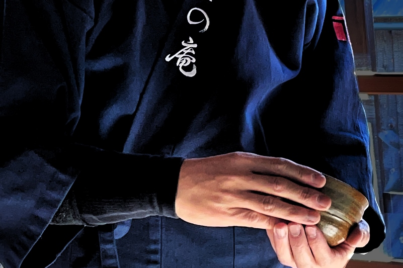 ティーカップで味比べ「抹茶と緑茶ティーバッグ」日本茶鑑定士監修【全2回】〈定期便 お茶 緑茶 煎茶 宇治抹茶 抹茶 ティーバッグ 玉露 かぶせ茶 ティーカップ ティーパック 初心者 飲料 加工食品〉 