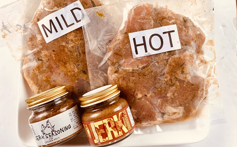 松乃井酒造場の酒かす入りジャークシーズニングと越乃鶏のジャークチキンセット お肉 鶏もも肉 調味料 ジャマイカ 伝統的 酒粕 柔らかく コク スパイス おすすめ 焼くだけ 簡単 