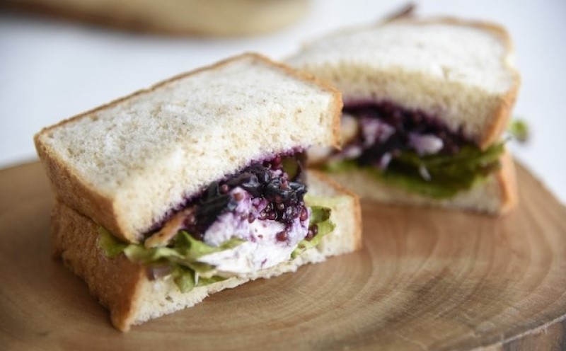 調味料 マスタード 3本 セット マスターネ。 プレーン 醤油 ブルーベリー 各120g パウチ 食べ比べ ※配送不可:離島 