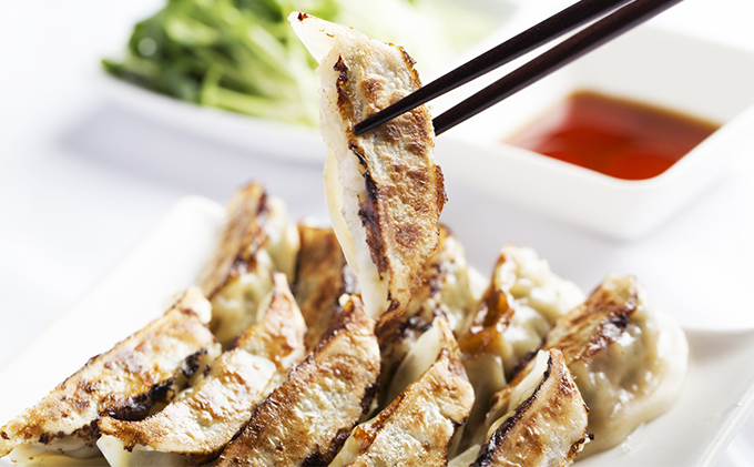 皮に加賀丸いもを練りこんだ美味蔵餃子12ヶ×10箱　120ヶ入り 肉の加工品 ぎょうざ 