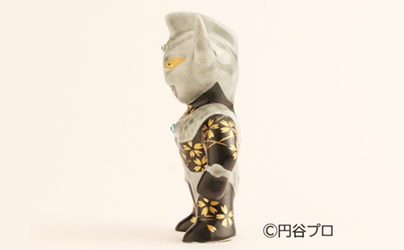 九谷焼　ウルトラマンタロウ　金桜