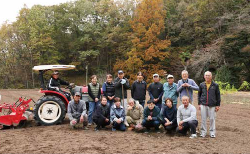 もち麦 焼酎 ONIGASHIMA 700ml 雑穀 酒 お酒 キラリモチ 青ヶ島 本格麦焼酎 麦焼酎 アルコール 晩酌 宅飲み cochae コチャエ 