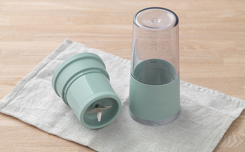 ブレンダー コードレスブレンダー IBB-C301-G ミントグリーン アイリスオーヤマ 300mL USBケーブル（Type-A-Type-C）付き 食欲の秋特集 
