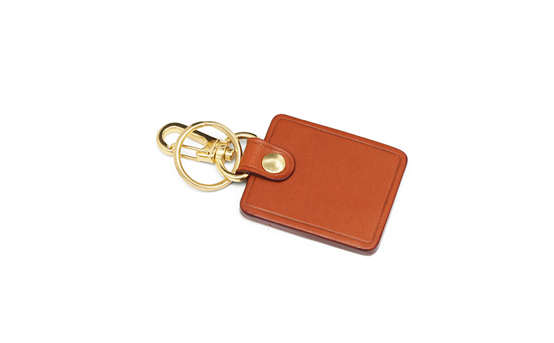 大角キーホルダー キャメル いたがき 雑貨 ファッション小物 手に馴染む 刻印 プレゼント 贈り物 