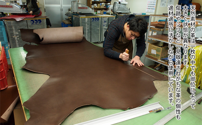 鞍 名刺入れ キャメル いたがき ファッション小物 ファッション 小物 革製品 レザー 収納力抜群 財布代わり 