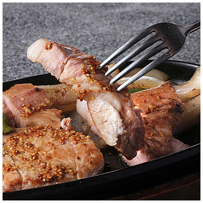 十勝幕別産ブランド放牧豚［どろぶた］豚ロース肉 200g×10枚 とんかつ・ソテー用カット【 北海道 豚肉 ロース とんかつ 大きい ジャンボ 生 おかず 】 