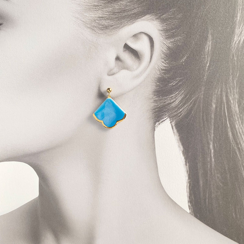 茅ヶ崎市 湘南 陶磁器 ピアス 上品 かわいい レディース ギフト プレゼント 誕生日 母の日 お祝い サマーギフト ゴールド 金 アート アクセサリー Artopus.SHONAN ピアス 松 ブルー