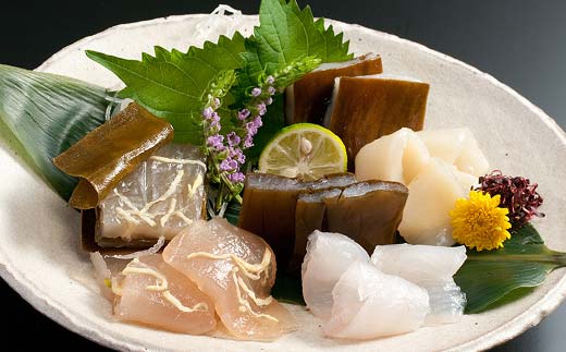 昆布締め 汐風セット4品 M-04A 丸玉 郷土料理 昆布 昆布〆 刺し身 白身 カジキ まとう鯛 鯛 タイ そでいか イカ  富山県 立山町 お歳暮 お中元 F6T-320