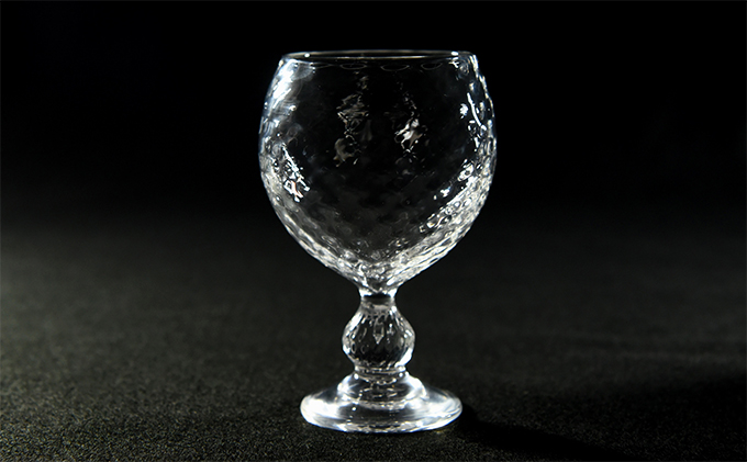 パイナップル柄ワイングラス（1脚）〈ガラス パイナップル柄ワイングラス ワイングラス コップ グラス 工芸品 食器 日用品 〉 