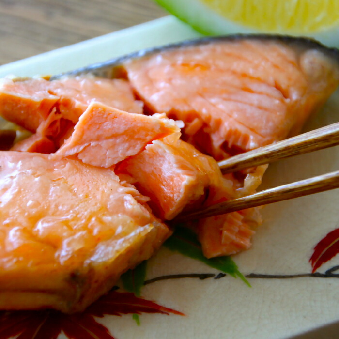 14-132 【年内配送12月8日入金まで】鮭フィ−レ逆塩仕立て within2025