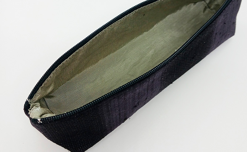 ペンポーチ ぜんまい紬 濃紫 雑貨 日用品 文房具 