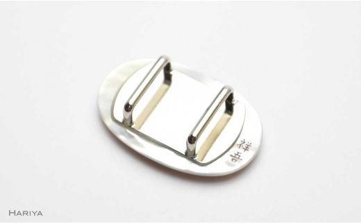 柳蒔絵 白蝶貝帯留 柳 白蝶貝 漆塗り 漆 蒔絵 帯留 帯留め ハンドメイド アクセサリー 和装 着物 和服 ギフト 伝統工芸 工芸品 国産 日本製 うるしアート 復興 震災 コロナ 能登半島地震復興支援 北陸新幹線 F6P-0333