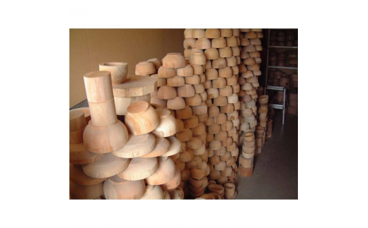 欅 5.0 菊彫茶托 曙 5枚組 菊 天然木 茶托 セット 化粧箱 轆轤挽き 漆器 父の日 母の日 敬老の日 ギフト 伝統工芸 工芸品 国産 日本製 復興 震災 コロナ 能登半島地震復興支援 北陸新幹線 F6P-0778