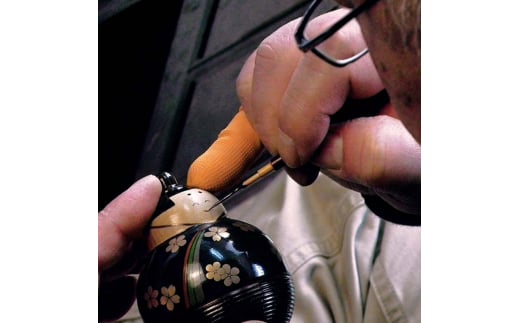 山中漆器 木のひな人形 天然木 木製 お内裏様 お雛様 ひな飾り おびな めびな 飾り インテリア ギフト 伝統工芸 工芸品 国産 日本製 復興 震災 コロナ 能登半島地震復興支援 北陸新幹線 F6P-2376
