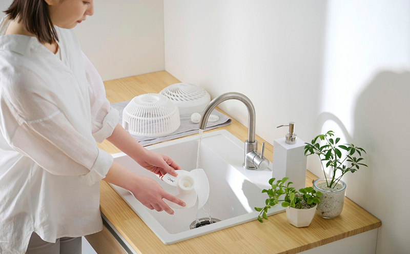 サーキュレーター 扇風機 首振り PCF-HD15EC-W ホワイト アイリスオーヤマ 分解 丸洗い 卓上 小型 お手入れ簡単 掃除 清潔 送風 おしゃれ 左右首振り リビング 衣類乾燥 部屋干し 8畳 省エネ 節電 空気循環 コンパクト