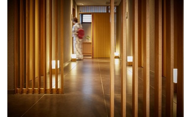 【近江牛　毛利志満】近江牛　すき焼き・しゃぶしゃぶ用スライス【400ｇ】【S011W】