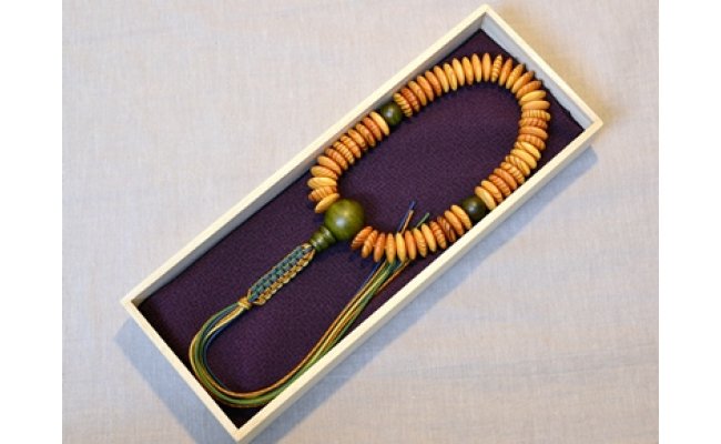 1400年の歴史を誇る近江の数珠職人が手掛けた念珠（男性用）【F001W】