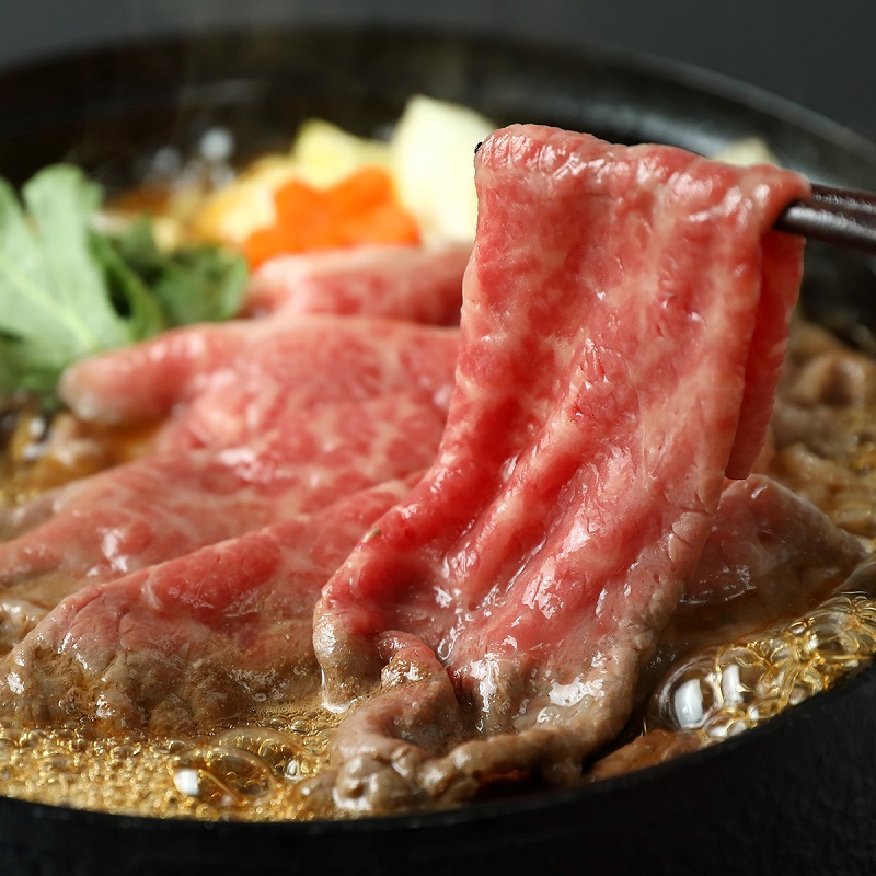 和牛セレブ】 神戸牛 すき焼き（モモ） 200g 【黒折箱入り