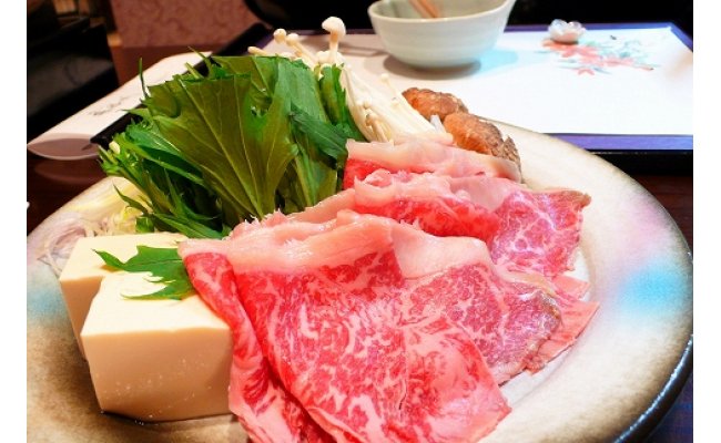 黒毛和牛 近江牛 【上霜】 モモ・カタ すきやき用 【500g】【BM06W】