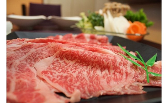 黒毛和牛 近江牛 【上霜】 モモ・カタ すきやき用 【1kg（500ｇ×2パック）】【BM07W】