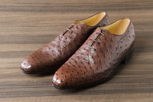 手作りにこだわったオーダーシューズ・オーストリッチ革(本革)【革靴仕立て券送付】【R029W】