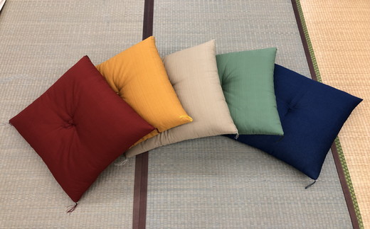 ワタセのカラー手作り座布団　「座り上手は座布団から」【CW18W】

