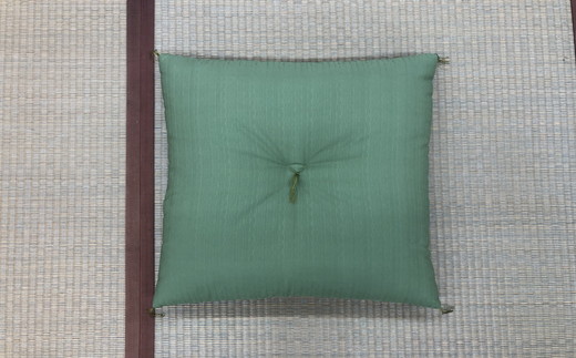 ワタセのカラー手作り座布団　「座り上手は座布団から」【CW18W】

