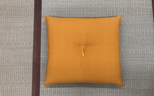 ワタセのカラー手作り座布団　「座り上手は座布団から」【CW18W】

